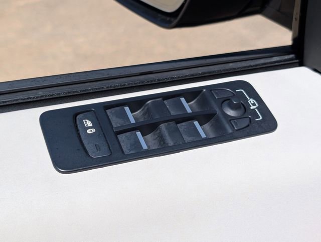 Used 2023 Land Rover Discovery Sport S image 21