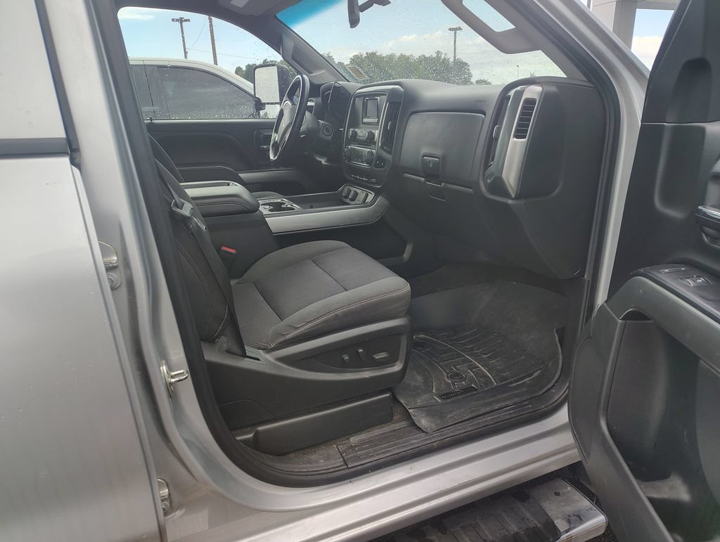 Used 2015 Chevrolet Silverado 2500 LT AWD/4WD image 18