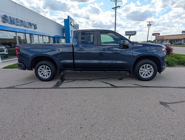 Used 2020 Chevrolet Silverado 1500 RST AWD/4WD image 2