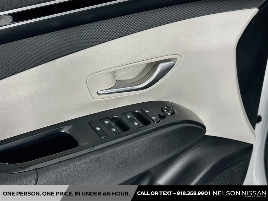 Used 2022 Hyundai Tucson SEL FWD image 17