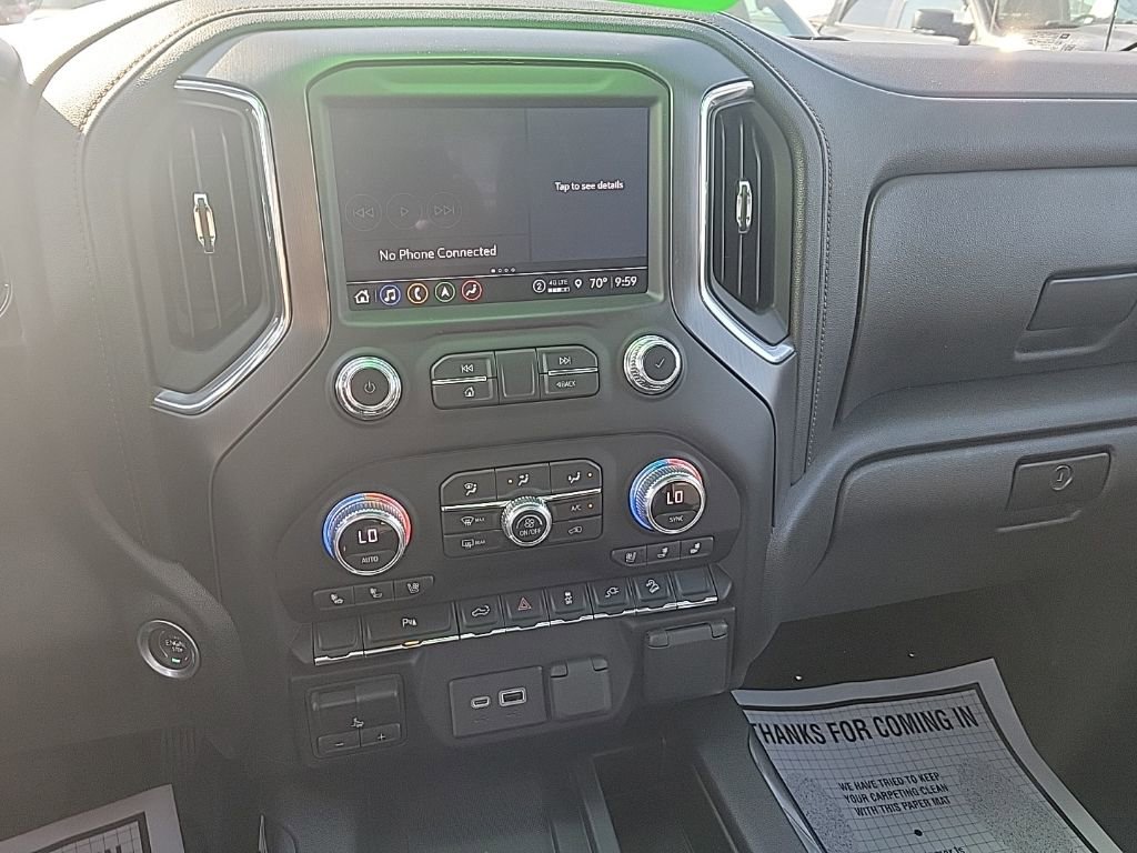 Used 2022 GMC Sierra 1500 AT4 w/ AT4 Premium Package image 10