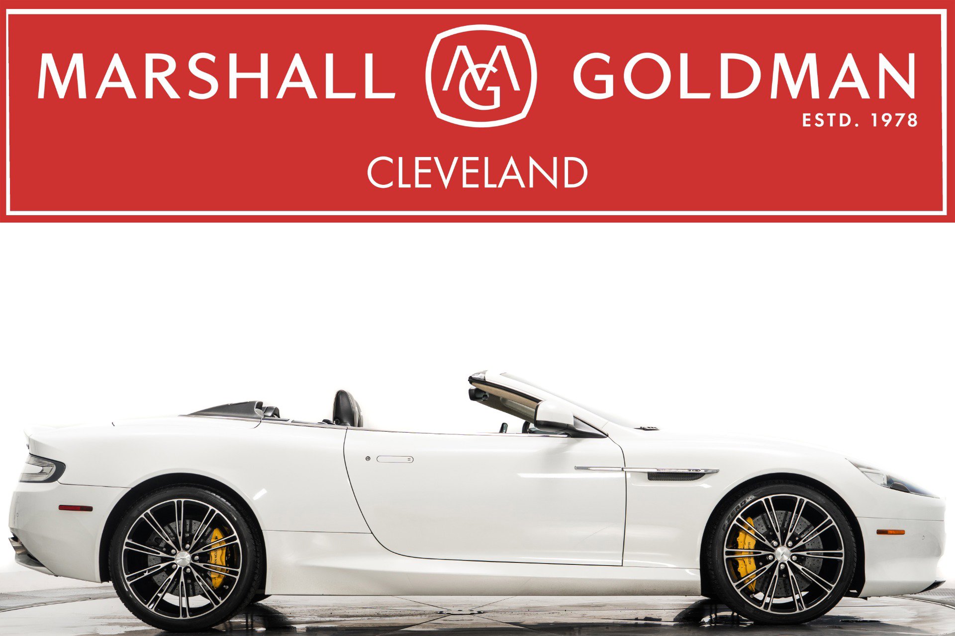 Used 2014 Aston Martin DB9 Volante image 1