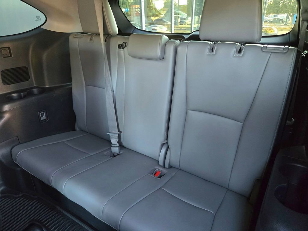 Used 2021 Toyota Highlander Platinum image 13