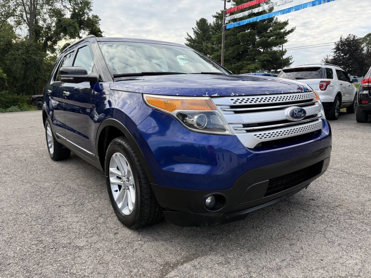 Used 2014 Ford Explorer XLT w/ Equipment Group 202A image 25