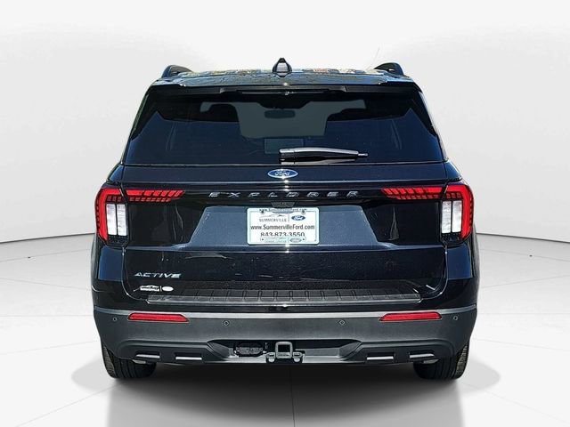Used 2025 Ford Explorer Active image 4