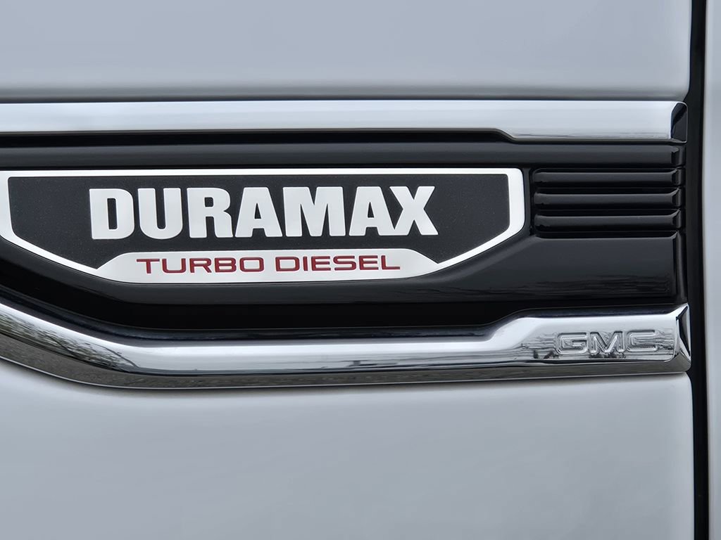 Used 2024 GMC Sierra 1500 Denali w/ Technology Package AWD/4WD image 11