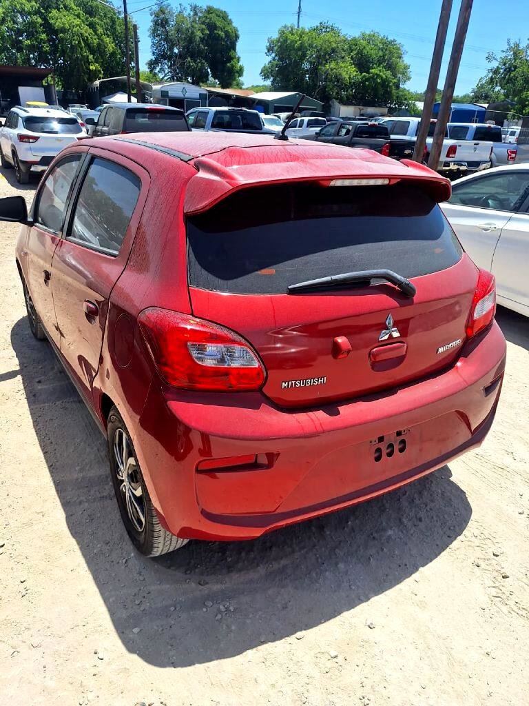 Used 2018 Mitsubishi Mirage ES image 2