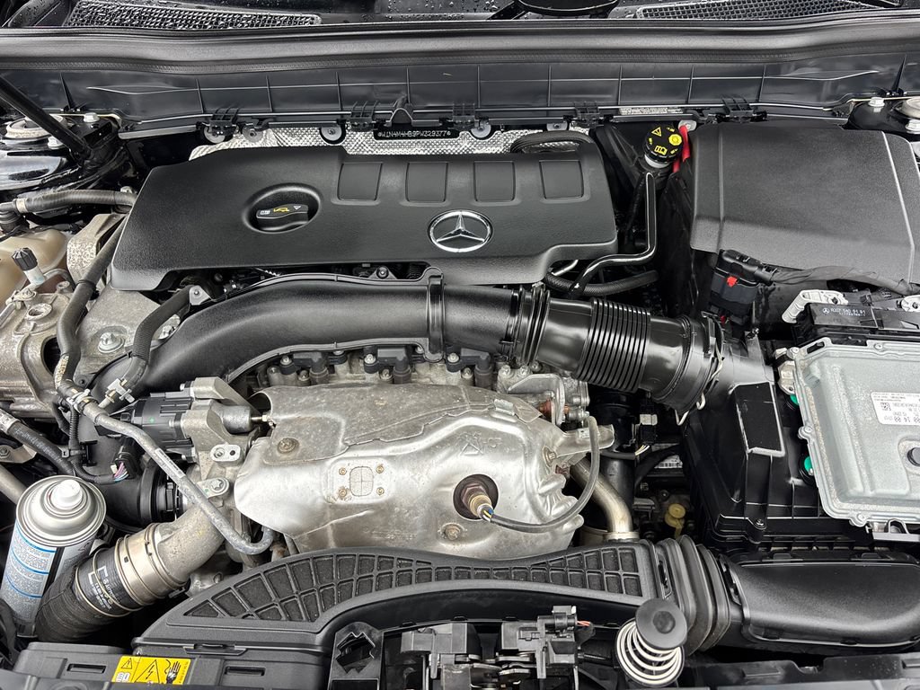 Used 2023 Mercedes-Benz GLB 250 4MATIC image 33