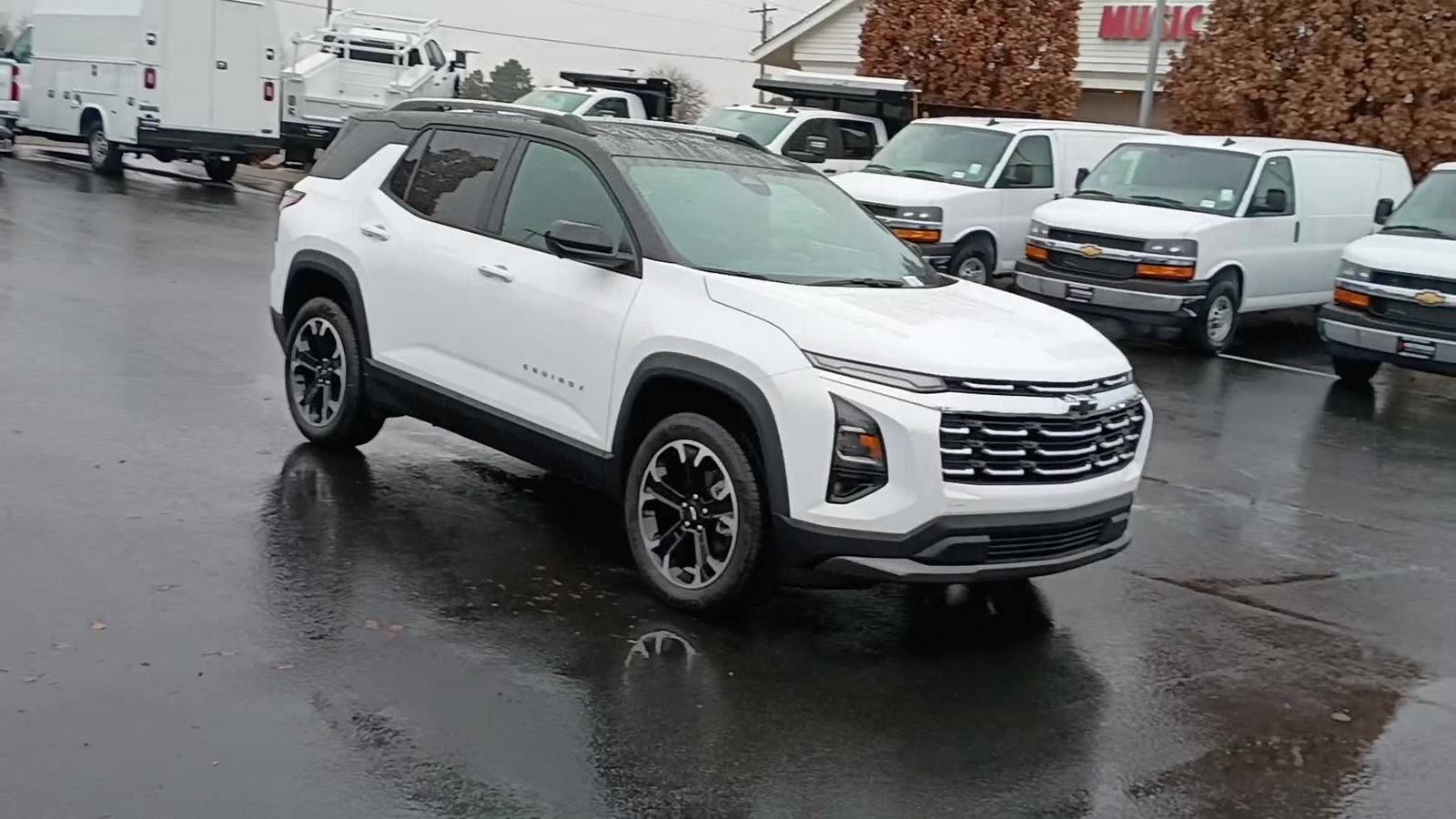 New 2026 Chevrolet Equinox LT w/ Convenience Package II image 3