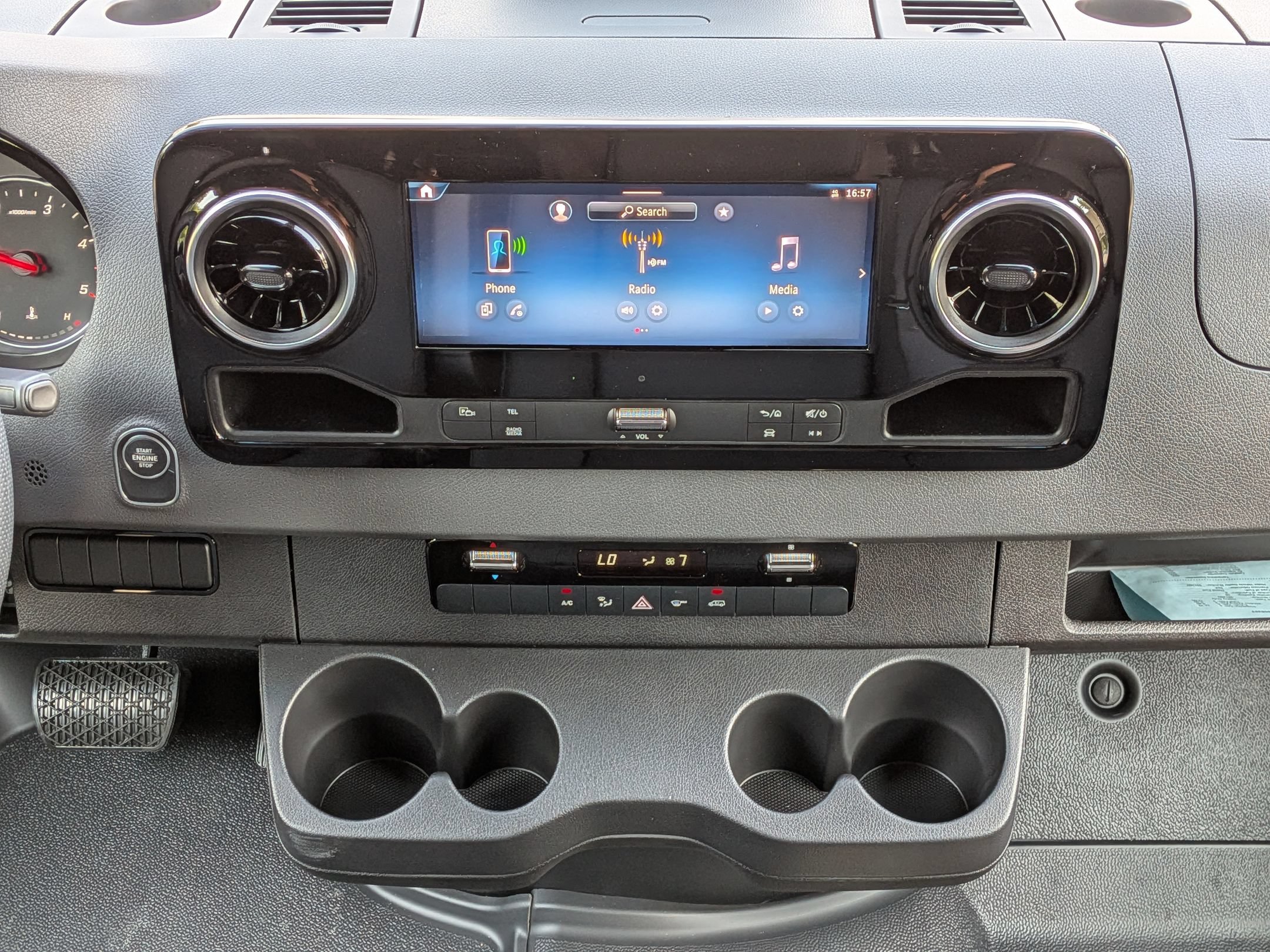 New 2026 Mercedes-Benz Sprinter 2500 image 23