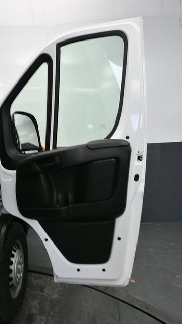 Used 2025 RAM ProMaster 2500 w/ Convenience Group image 9