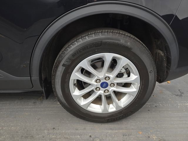 Used 2022 Ford Escape SE image 16