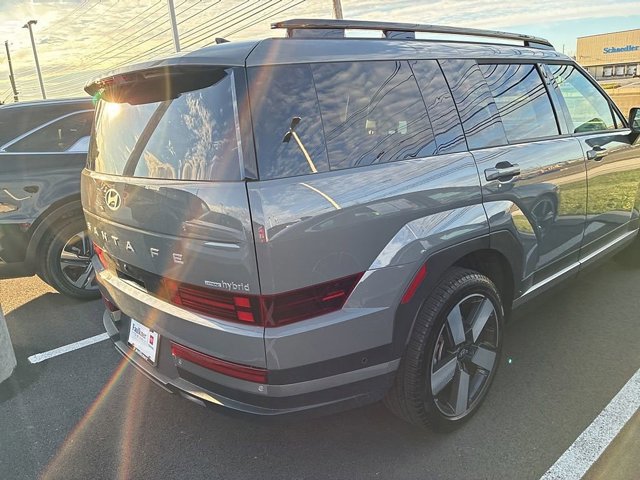 Used 2024 Hyundai Santa Fe Limited image 12