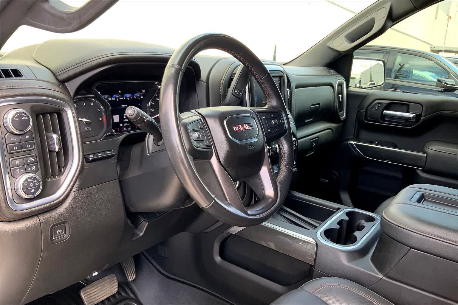 Used 2021 GMC Sierra 1500 AT4 w/ AT4 Value Package AWD/4WD image 2