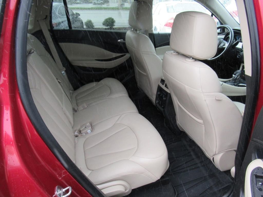 Used 2018 Buick Envision Essence FWD image 13