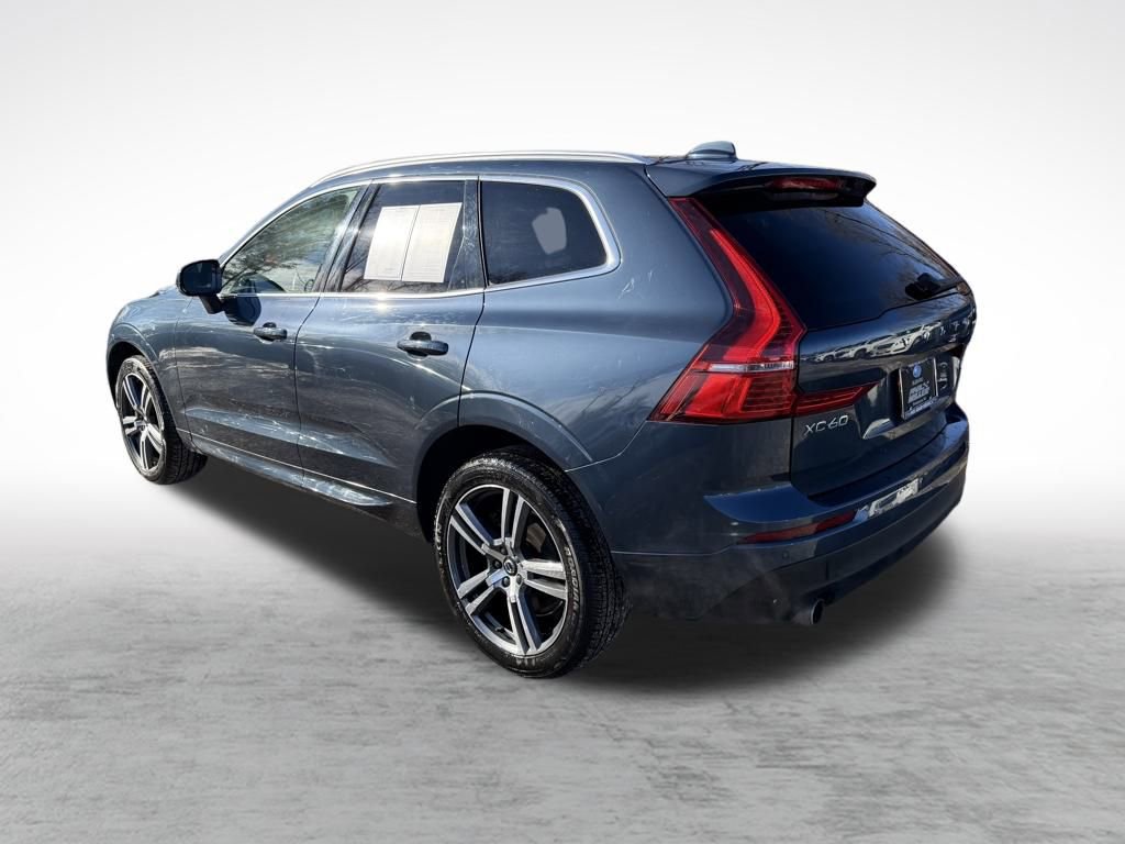 Used 2020 Volvo XC60 T6 Momentum image 5