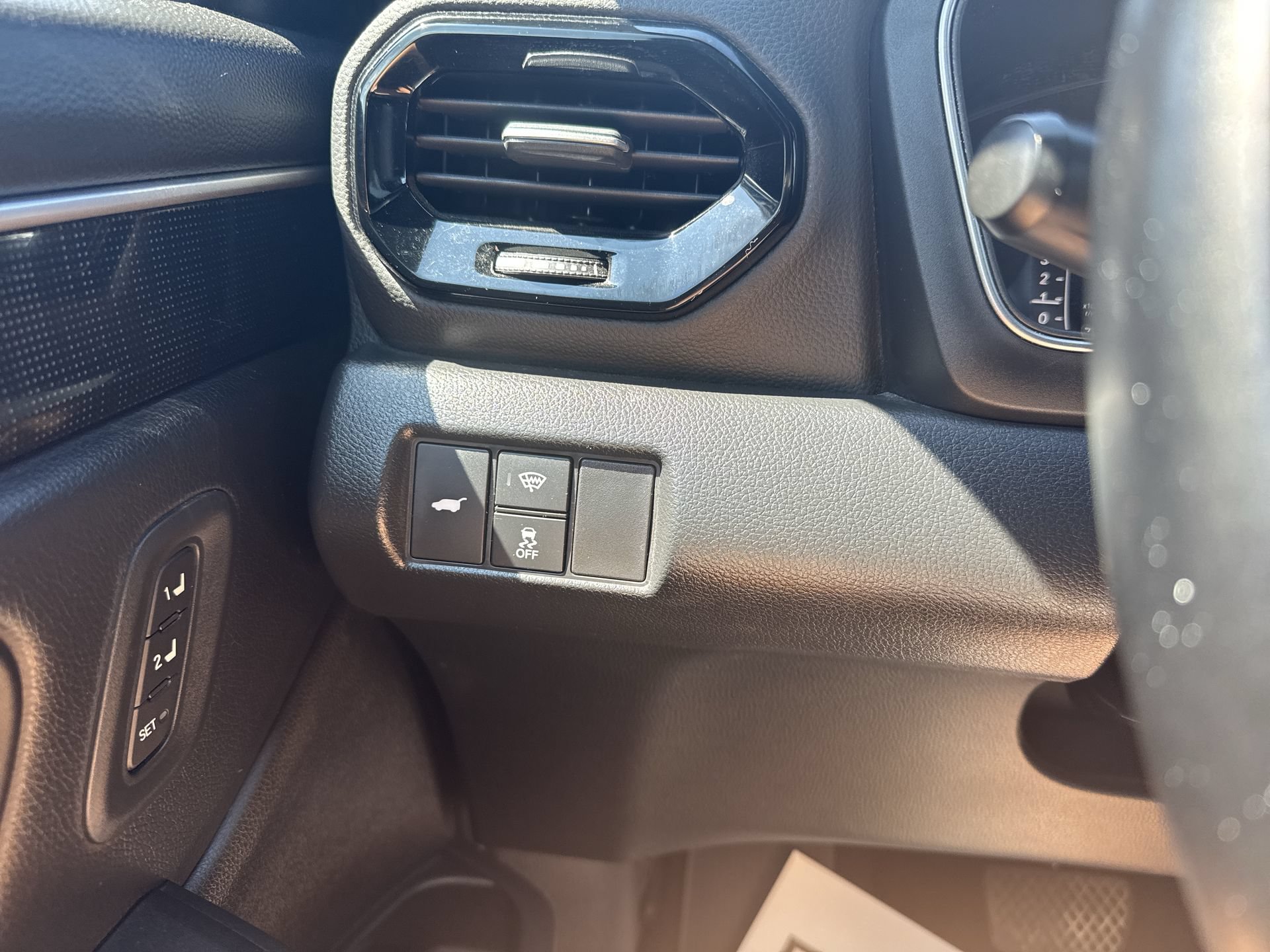 Used 2025 Honda Pilot Black Edition image 18