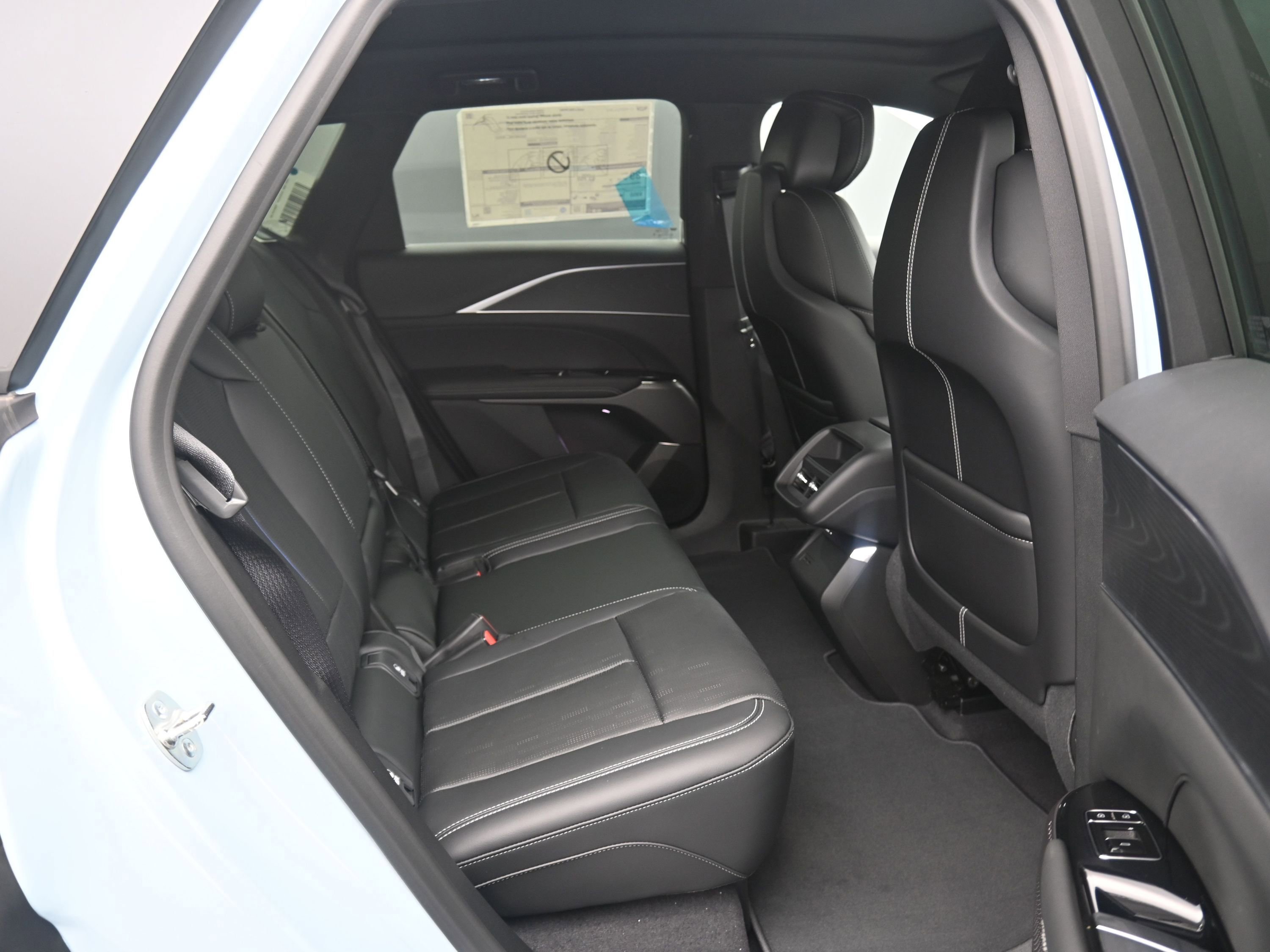 New 2026 Cadillac Lyriq Sport image 12