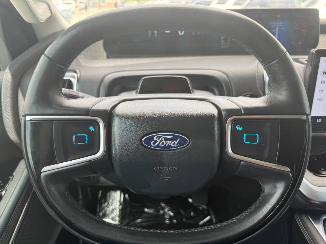 Used 2025 Ford Expedition Max Platinum AWD/4WD image 41