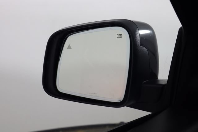 Used 2025 Dodge Durango R/T AWD/4WD image 52