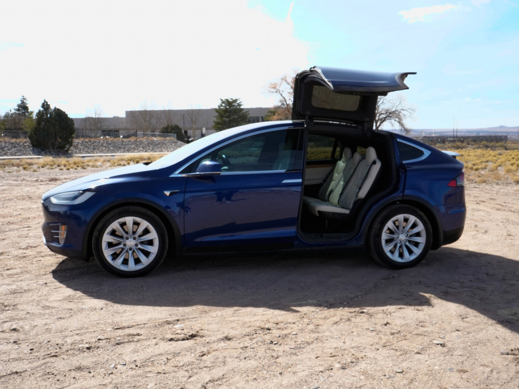 Used 2020 Tesla Model X Long Range AWD/4WD image 18