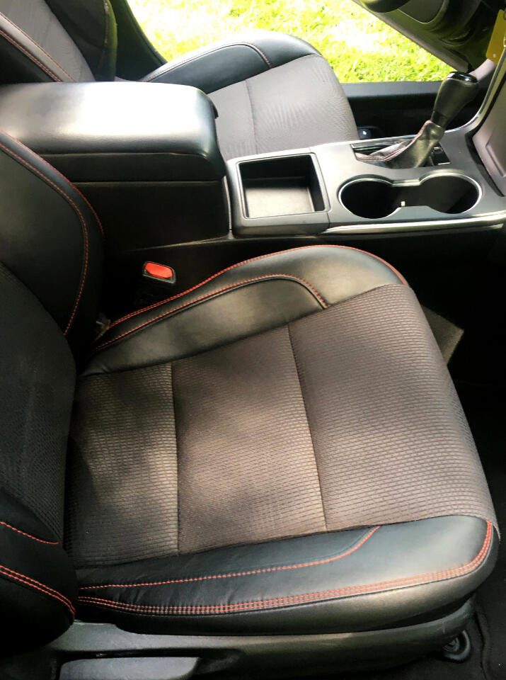 Used 2017 Toyota Camry SE image 14