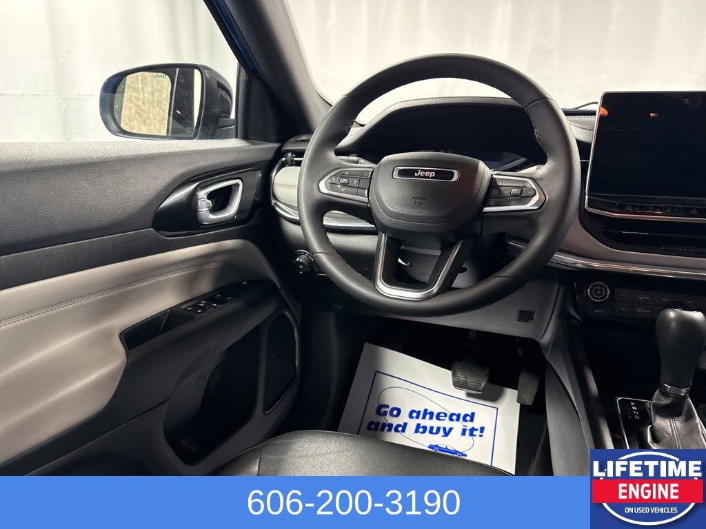 Used 2023 Jeep Compass Limited AWD/4WD image 25