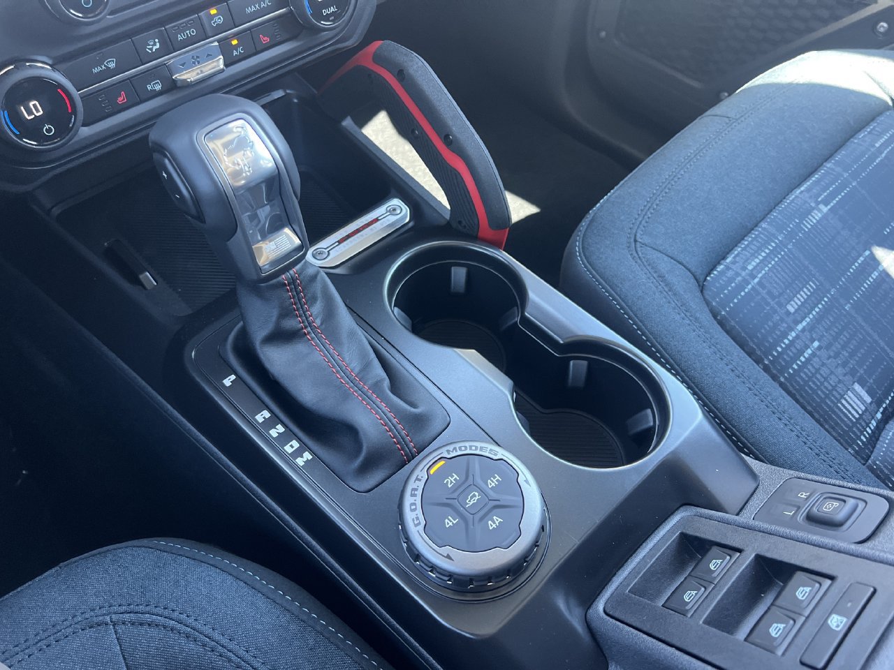 New 2026 Ford Bronco Heritage Edition AWD/4WD image 9