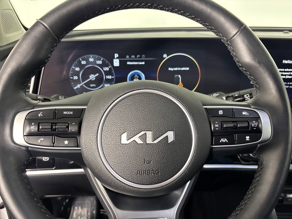 Certified 2025 Kia Sportage SX image 15