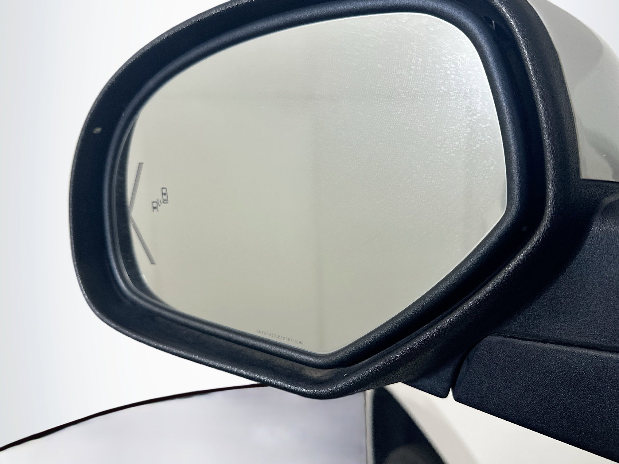 Used 2013 GMC Yukon Denali RWD image 16