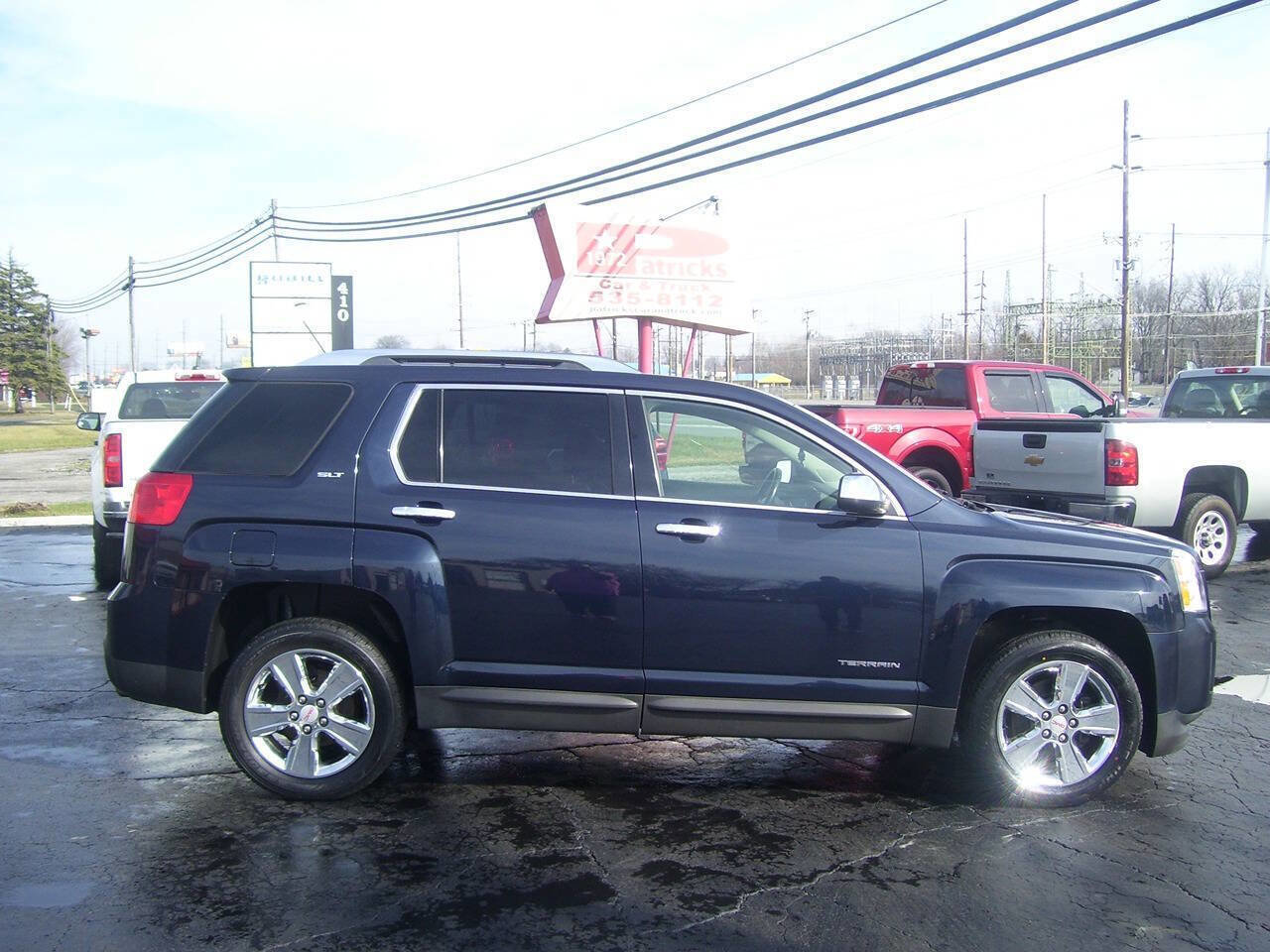 Used 2015 GMC Terrain SLT image 2