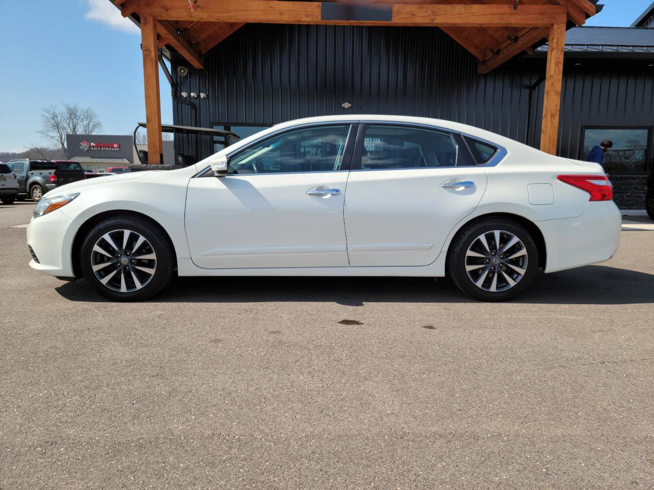 Used 2017 Nissan Altima 2.5 SL w/ 2.5 Technology Package image 21