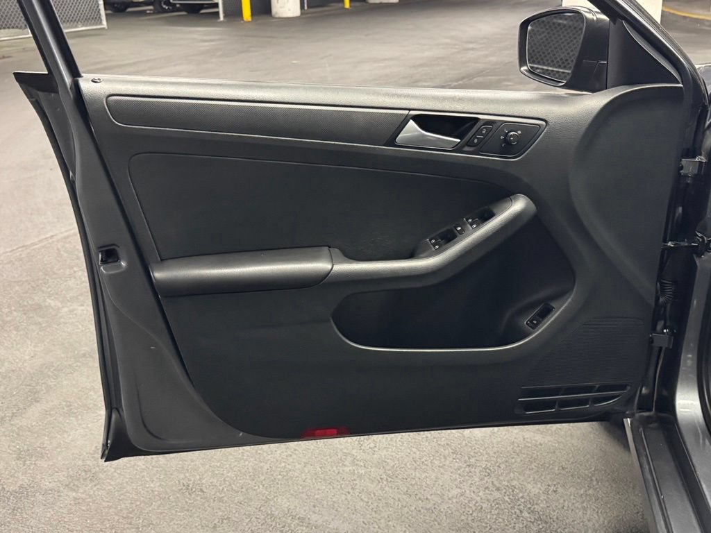 Used 2016 Volkswagen Jetta S FWD image 15