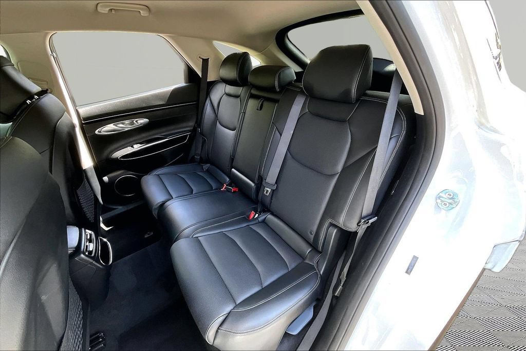 Used 2024 Genesis GV70 2.5T AWD/4WD image 19