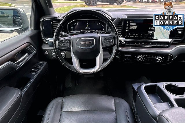 Used 2025 GMC Sierra 1500 SLT AWD/4WD image 5