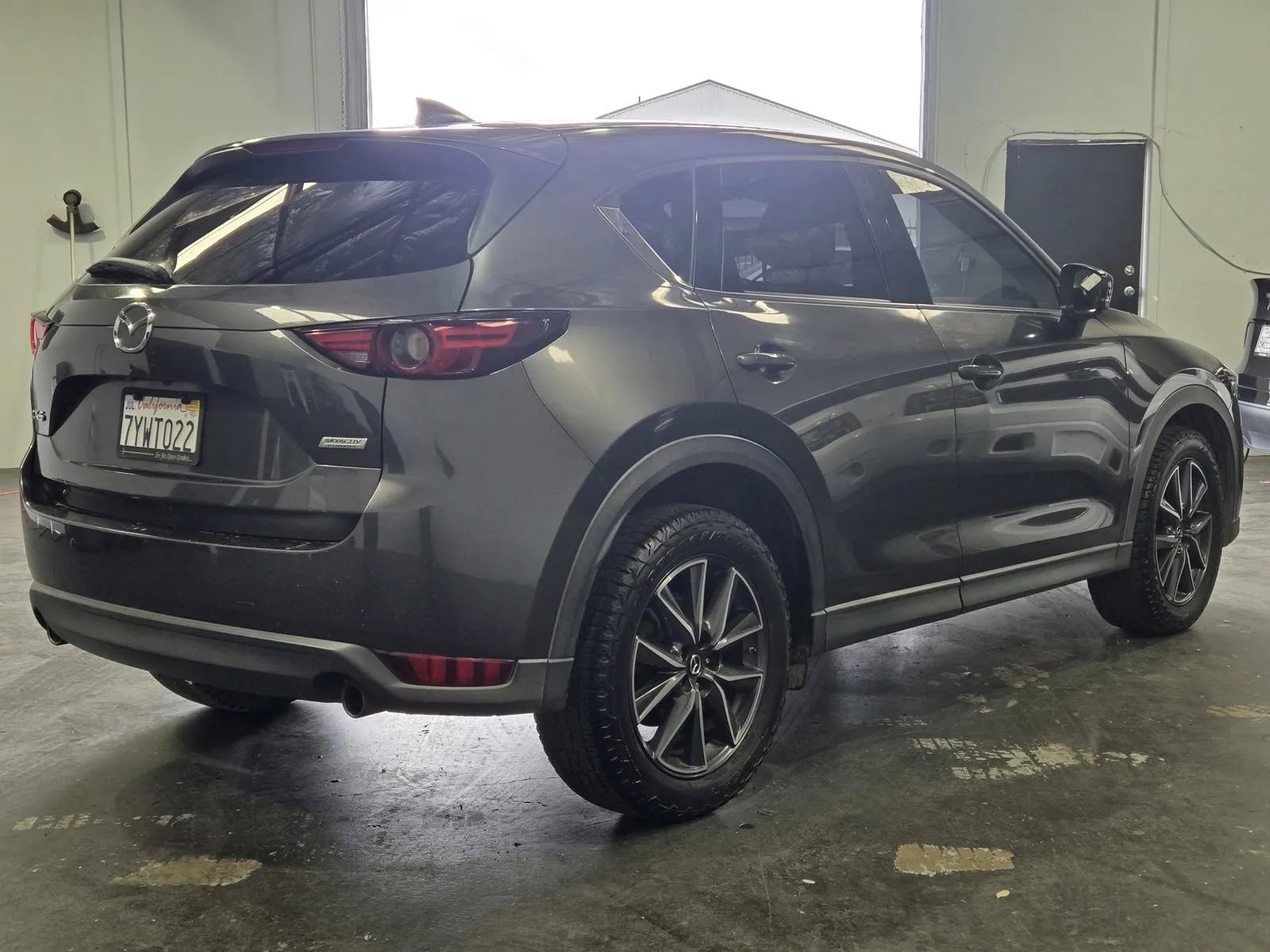 Used 2017 MAZDA CX-5 Grand Touring FWD image 4