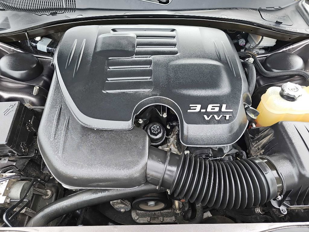 Used 2021 Chrysler 300 S image 51