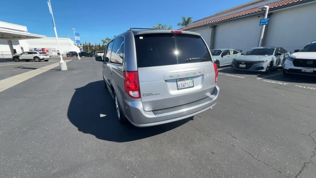 Used 2014 Dodge Grand Caravan SXT image 7