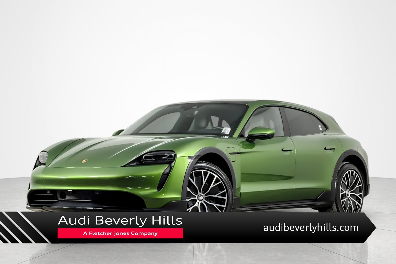 Used 2023 Porsche Taycan 4S image 1