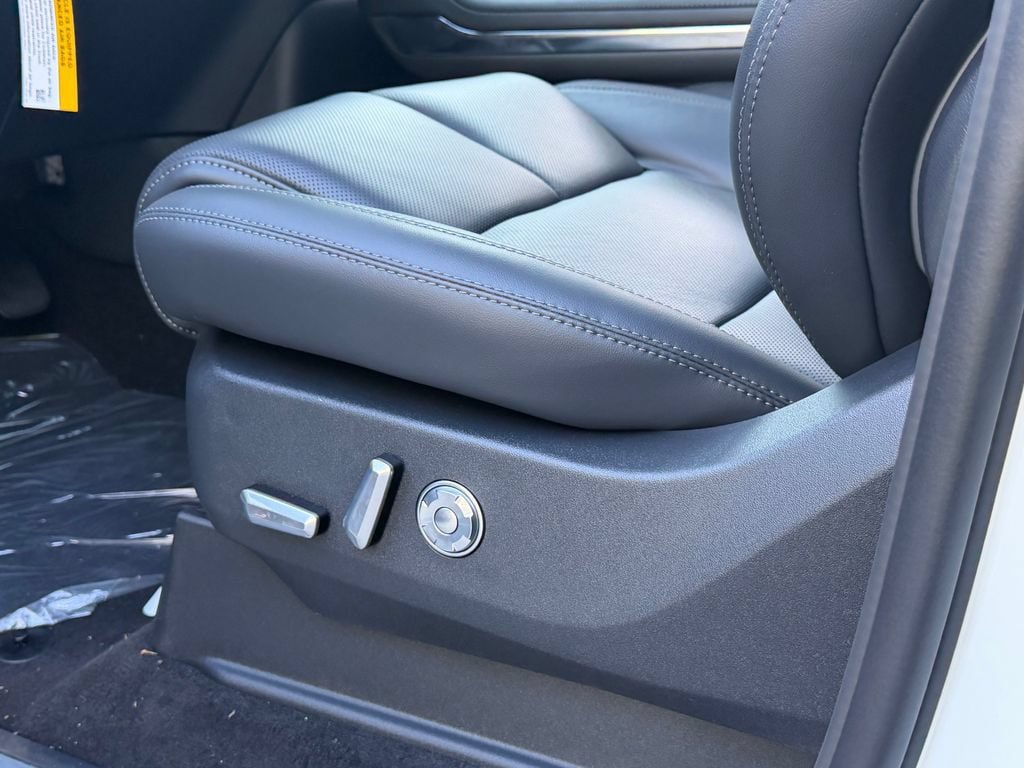 New 2027 Lincoln Navigator L Reserve w/ Jet Appearance Package AWD/4WD image 19