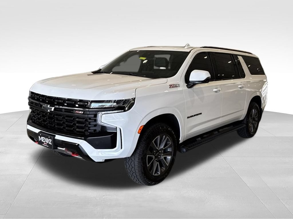 Used 2023 Chevrolet Suburban Z71 w/ Luxury Package AWD/4WD image 3