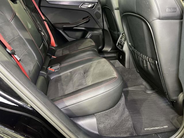 Certified 2023 Porsche Macan GTS image 22