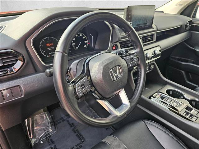 Used 2023 Honda Pilot Touring image 25