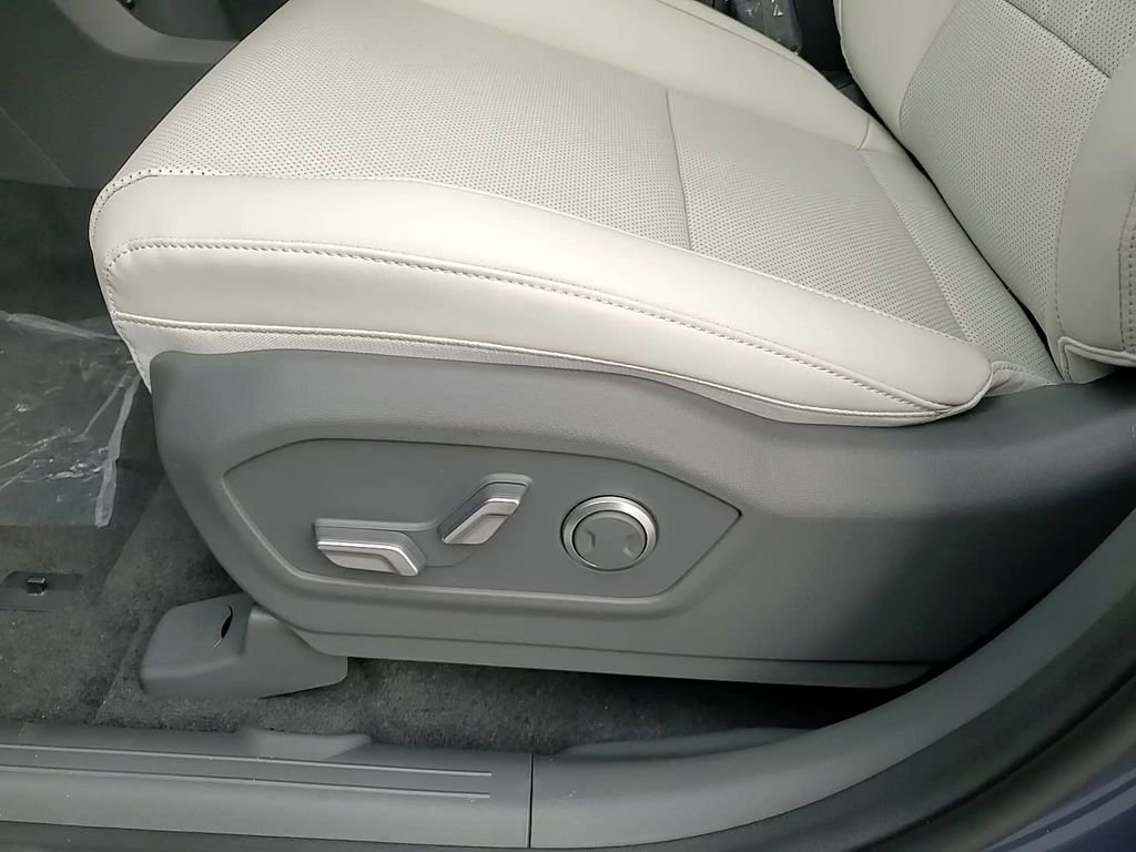 New 2026 Hyundai Santa Fe SEL image 15