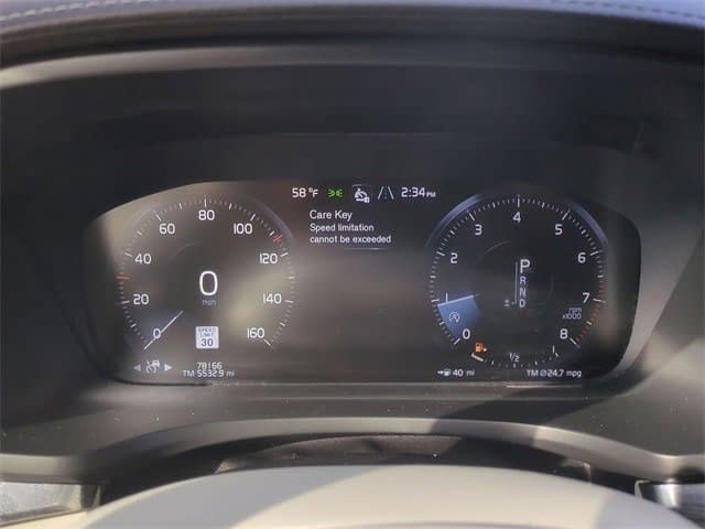 Used 2021 Volvo V60 T5 Cross Country w/ Lounge Package image 10