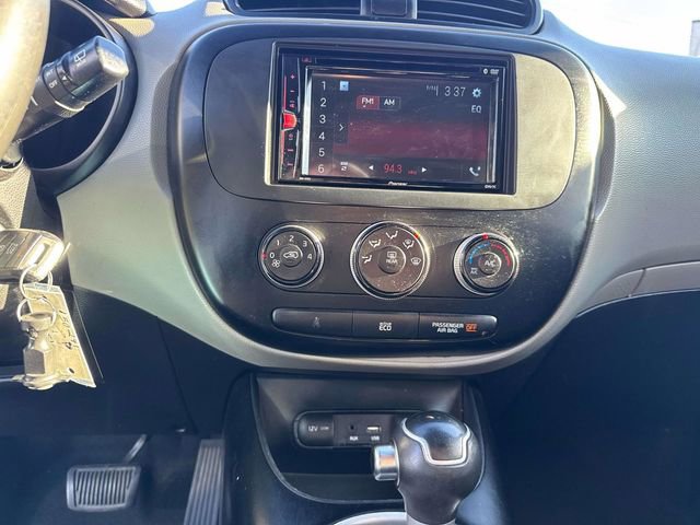 Used 2016 Kia Soul + image 31