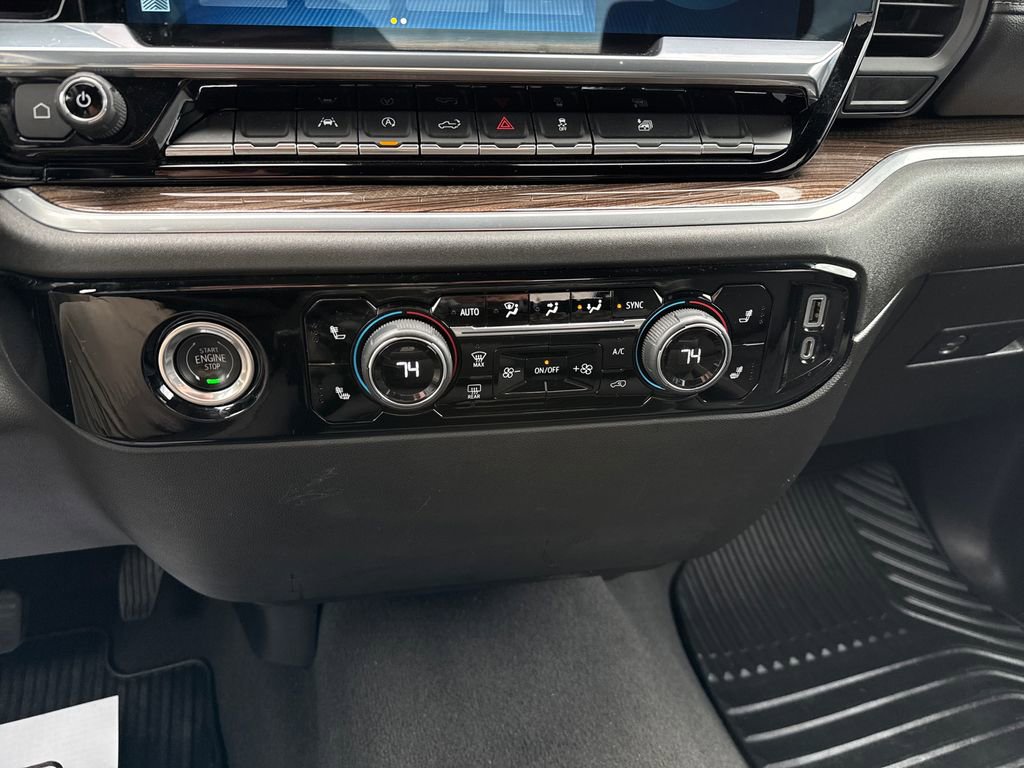 Used 2023 Chevrolet Silverado 1500 LT image 22