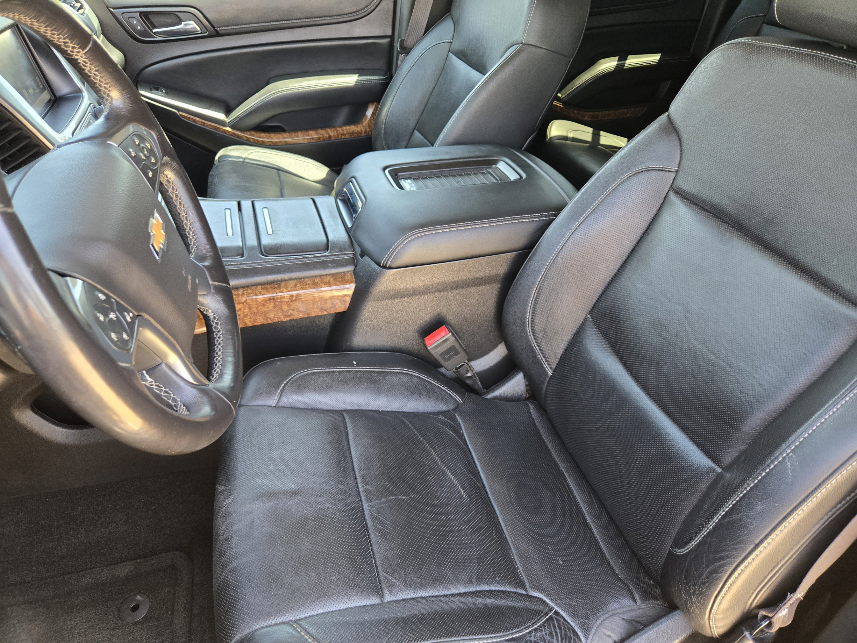 Used 2016 Chevrolet Suburban LTZ AWD/4WD image 9