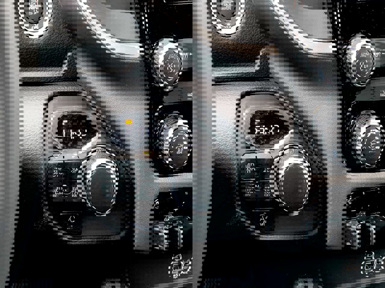 New 2026 RAM 1500 4x4 Crew Cab image 26