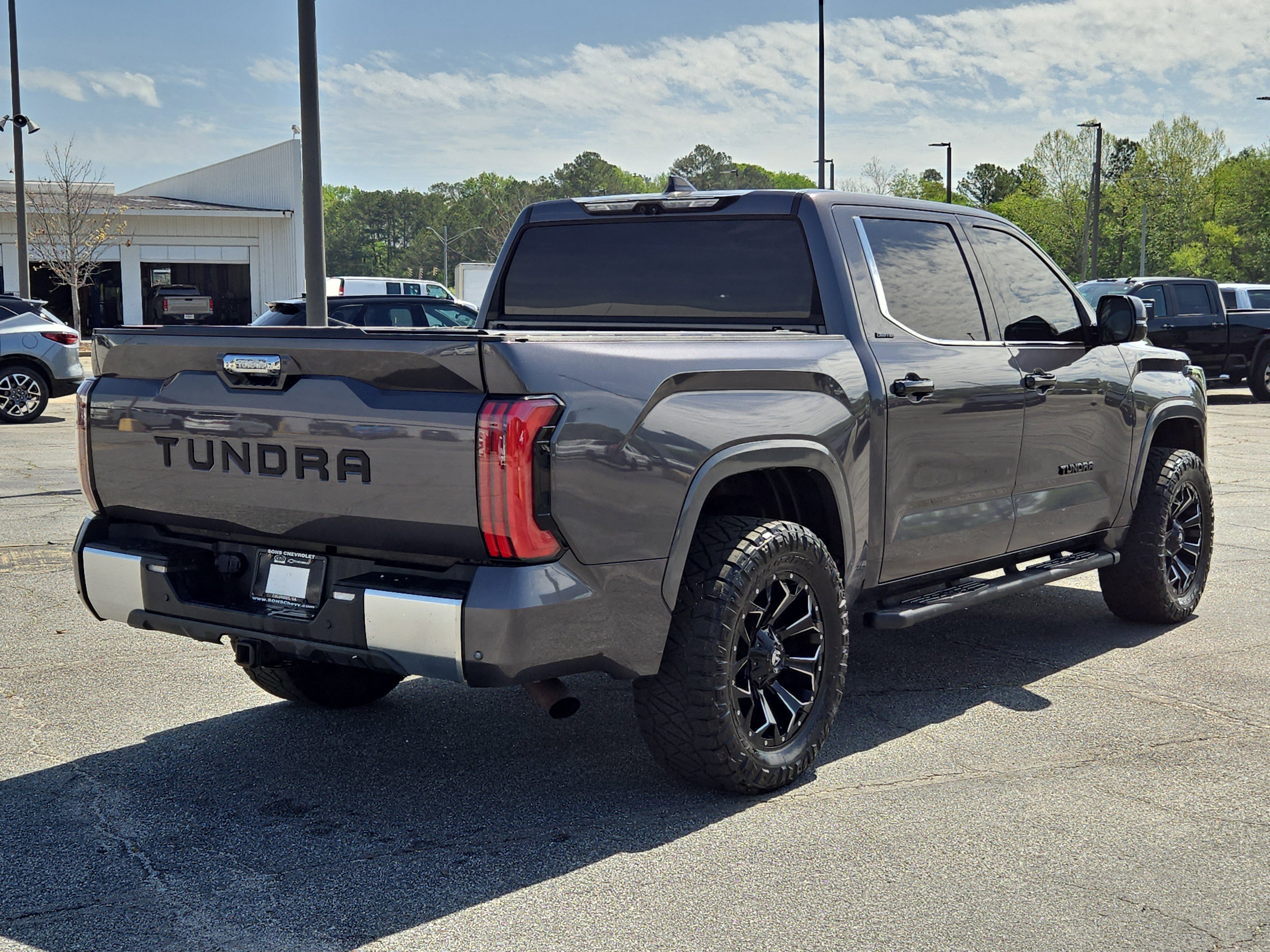 Used 2022 Toyota Tundra Limited image 9
